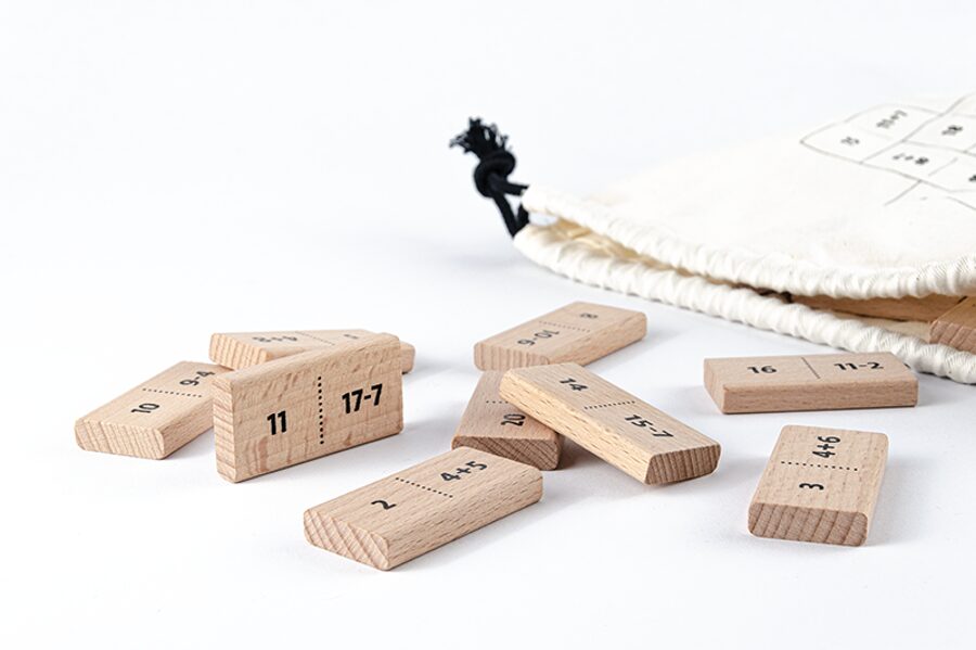 MATEMATIČNE DOMINE Poštevanka s števili do 10 (set 64 domin)